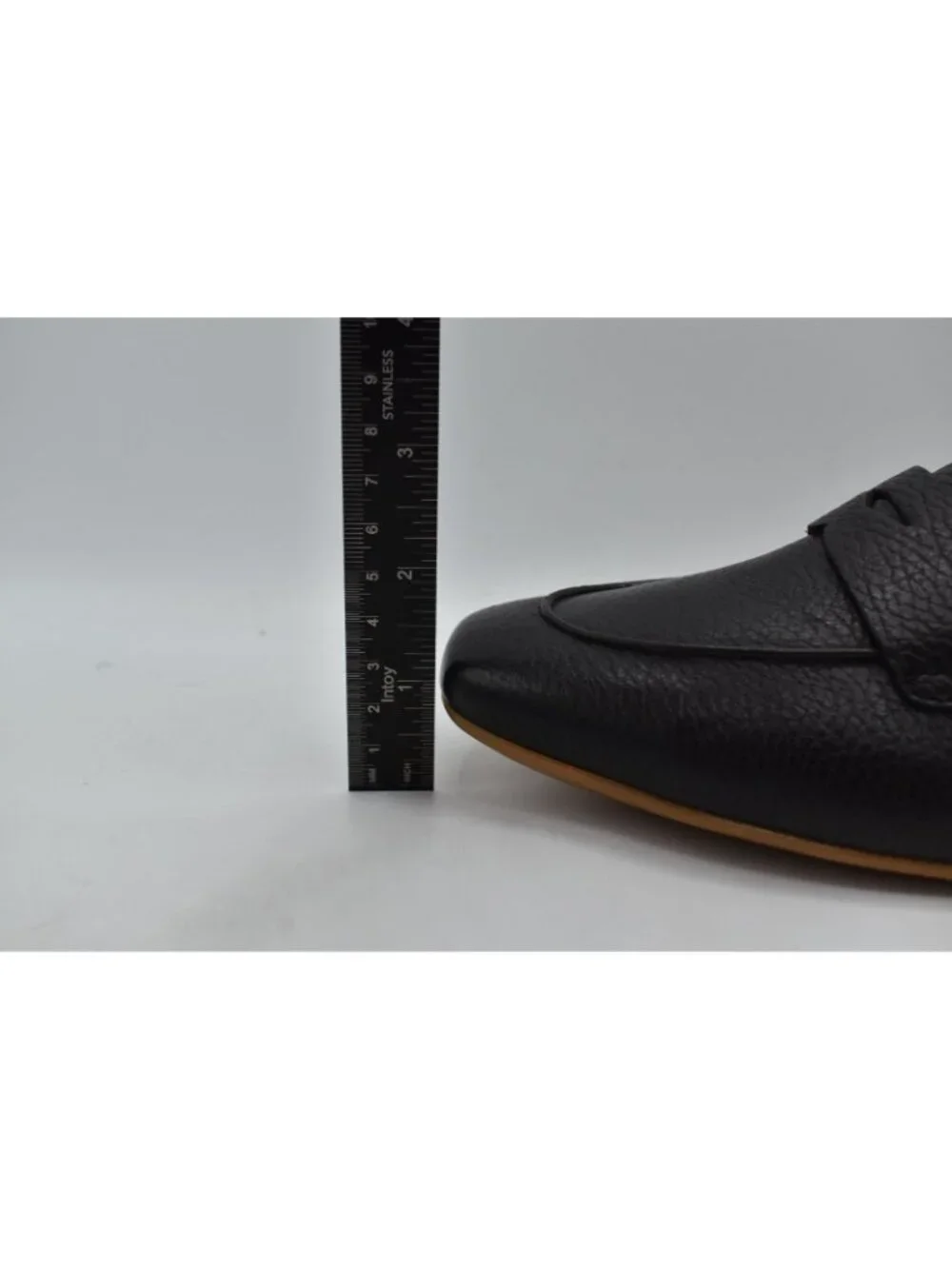 Sofft Womens Size 8 Elinor Moc Toe Black Leather‎ Slip On Shoes Penny Loafers